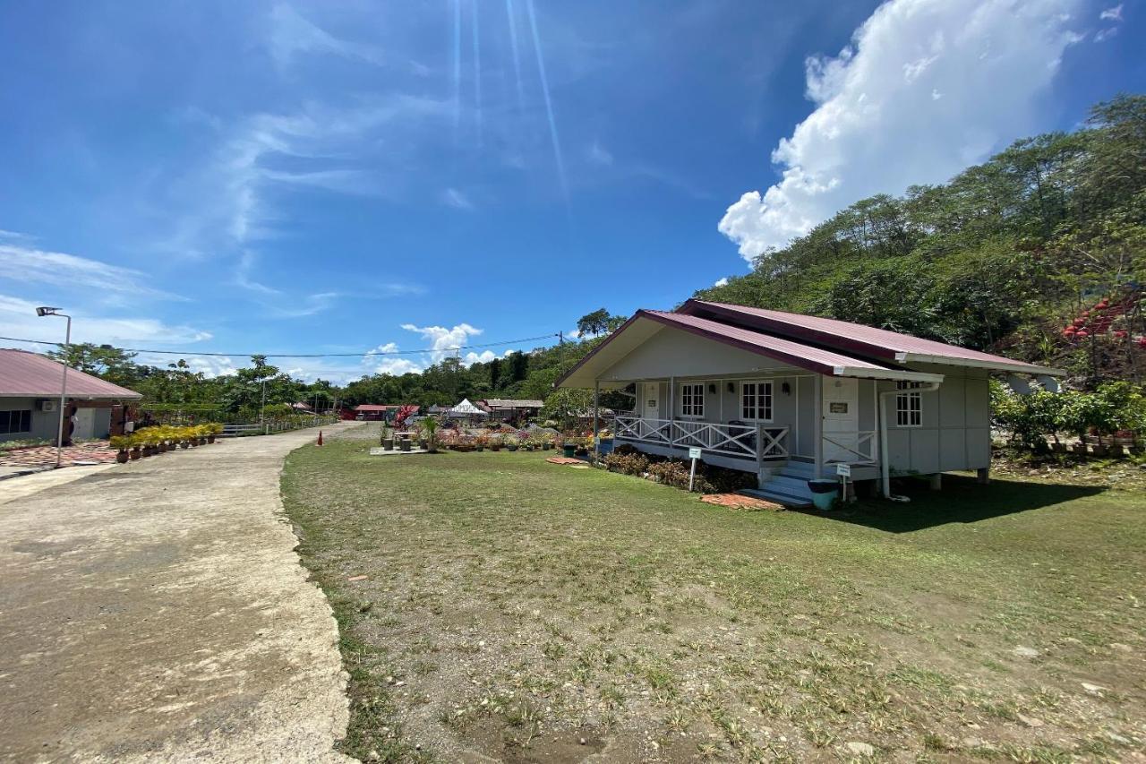 Spot On 90279 Kinomulok Garden Ξενοδοχείο Ranau Εξωτερικό φωτογραφία