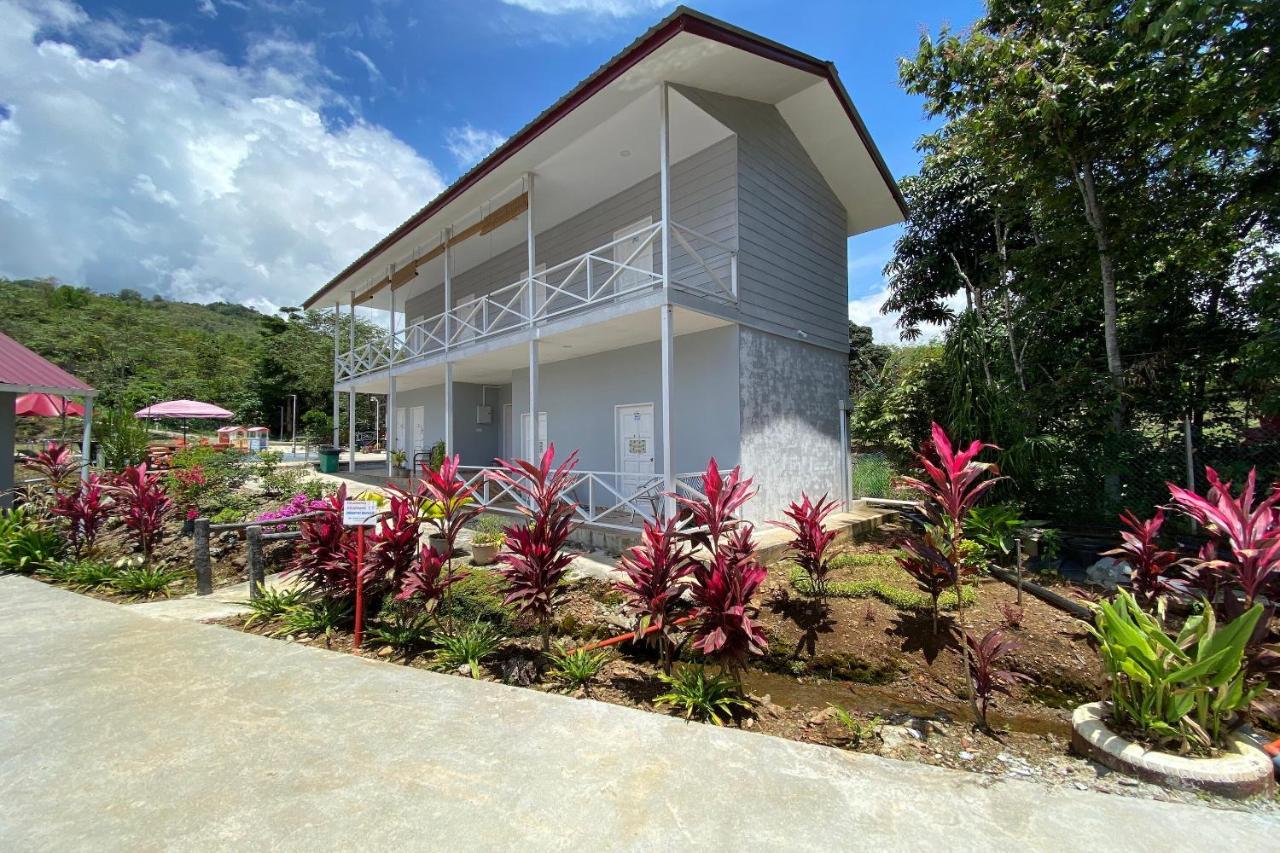 Spot On 90279 Kinomulok Garden Ξενοδοχείο Ranau Εξωτερικό φωτογραφία